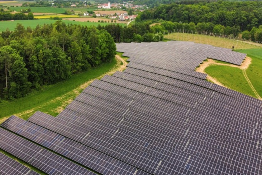 Dieses Archivfoto zeigt einen Solarpark bei Geisenfeld-Rottenegg. Foto: Ørsted